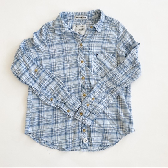 Abercrombie & Fitch Tops - Abercrombie & Fitch Plaid Button Up Shirt